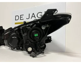 mazda-3-koplamp-rechts-hallogeen-bhr1-51030 — foto 8