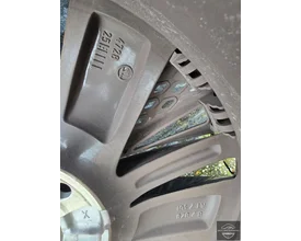 skoda-karoq-facelift-24-17-inch-velg-band-57a601025-origineel — foto 6