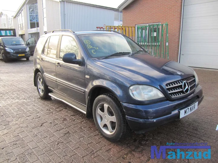 1999-mercedes-ml-320-32-w163-demontage-sloop-157 — foto 6