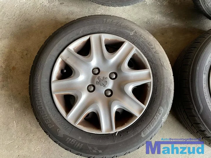 peugeot-308-velgen-met-banden-195-65-15-inch-4x108 — foto 2