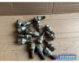 renault-megane-1-wielbouten-set-16-stuks-1999-2003