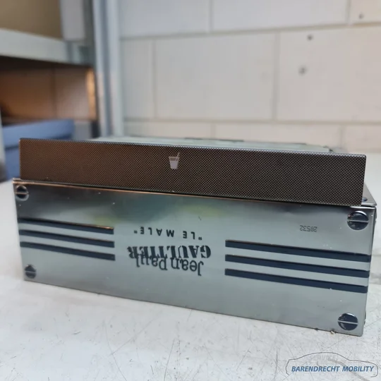 vw-golf-iv-bora-bekerhouder-1j0858601d-nieuw-model-cupholder-grijs-zilver-aluminium-1998-1999-2000-2001-2002-2003-2004-gebruikt-barendrecht-mobility-service — foto 8