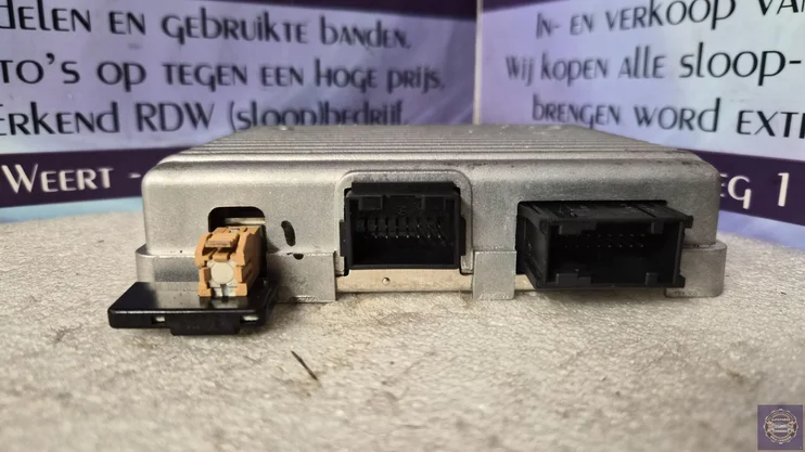 opel-astra-j-sports-tourer-telefoon-module-harman-becker — foto 3