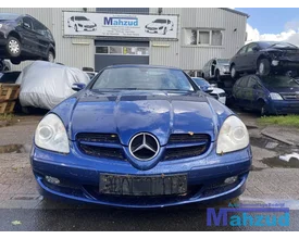2005-mercedes-slk-r171-1-8-blauw-c345-271944-demontage-onderdelen