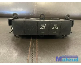 mercedes-a-w169-b-w245-alarm-module-schakelaar-1698208410