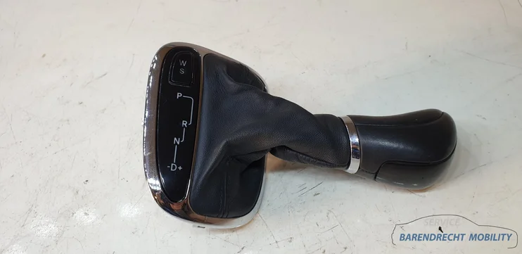 pookknop-pookhoes-w203-cklasse-mercedes-leder-elegance-automaat-origineel-gebruikt — foto 3