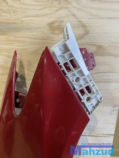 2012-toyota-prius-rood-voorkop-voorfront-20082014 — foto 22
