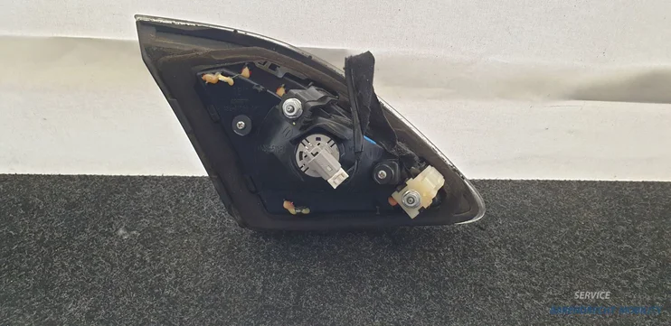 achterlicht-rechts-binnen-mazda-6-sedan-led-rood-02241055-origineel-gebruikt-2012-2019 — foto 5