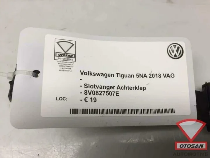 vw-tiguan-5na-2018-vag-slotvanger-achterklep-8v0827507e — foto 2