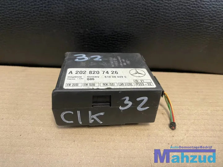 mercedes-clk-w208-alarm-module-a2028207426-19972003 — foto 2