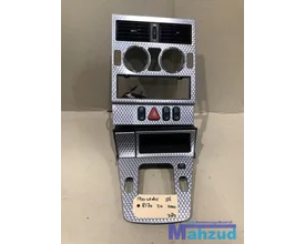 mercedes-slk-r170-middenconsole-pookhuis-asbak-radioframe