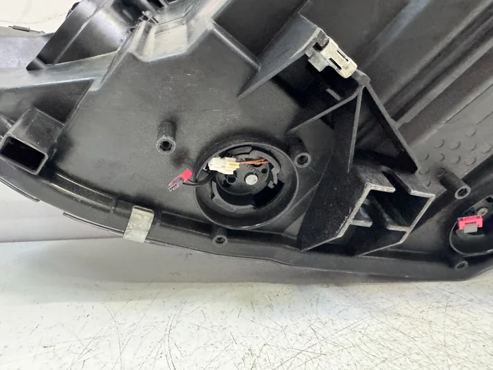 bmw-f32-f33-f36-4-serie-xenon-led-koplamp-rechts-7387542 — foto 7