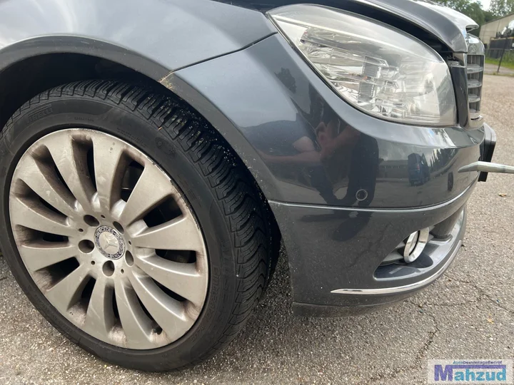 mercedes-c-klasse-w204-s204-grijs-c755-voorbumper-20072010 — foto 6