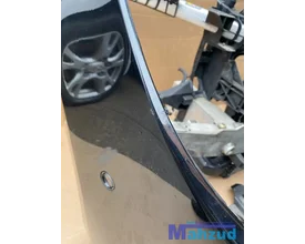 2018-mercedes-cla-w117-facelift-voorkop-voorbumper-zwart — foto 14