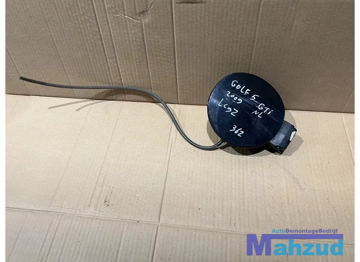 VW GOLF 5 Zwart LC9Z Tankklep 2003-2009