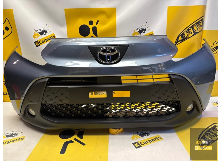 Toyota Aygo X Voorbumper origineel Compleet 52119-OH190