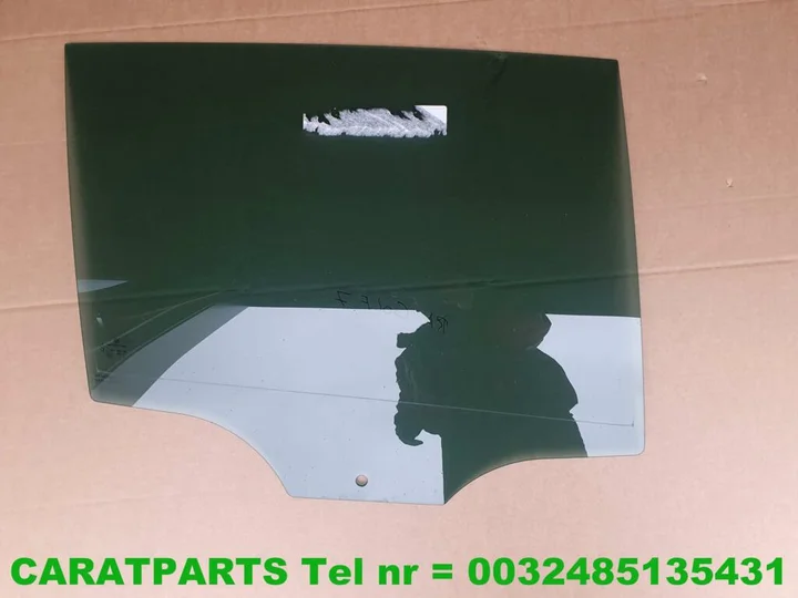 5g6845026a-privacy-glas-golf-7-ruit-golf-7-portierruit