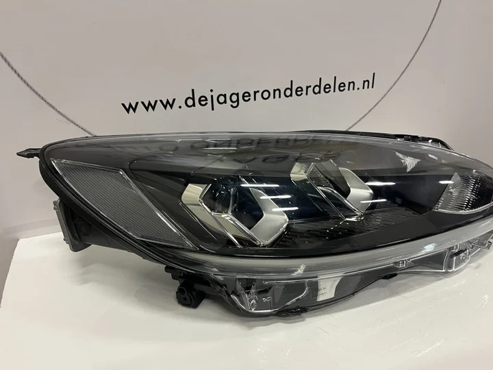 ford-kuga-mk3-vol-led-koplamp-rechts-lv4b13e014cd-compleet — foto 2