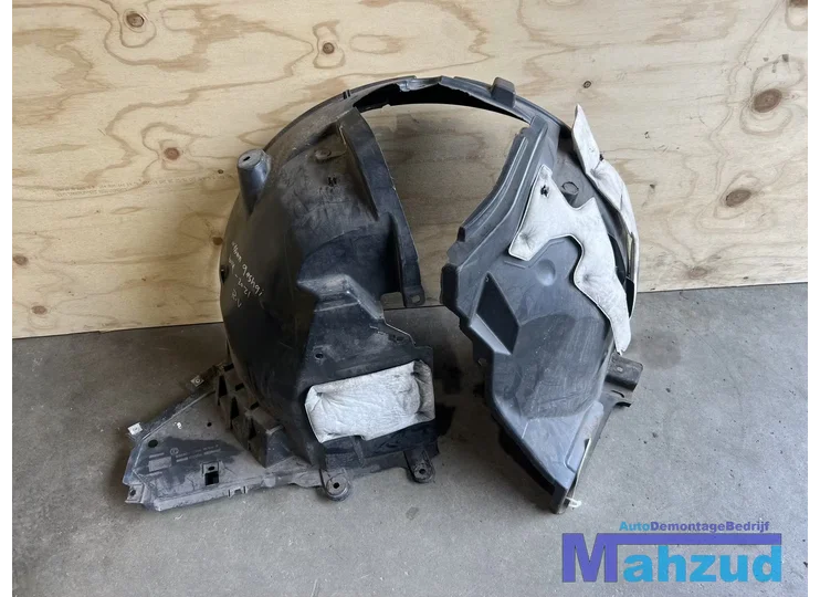NISSAN QASHQAI 2 J11 rechts voor modderkuip wielkuip 2013-2021