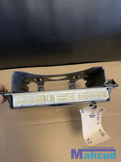 mercedes-clk-w208-esp-module-0315450732q02-0315450732 — foto 3