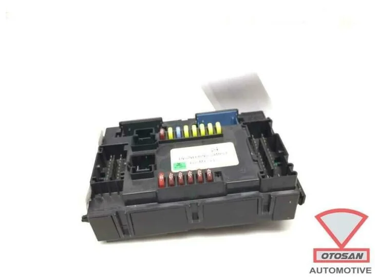 alfa romeo giulietta 18 bcm boordnet body control 0052092090