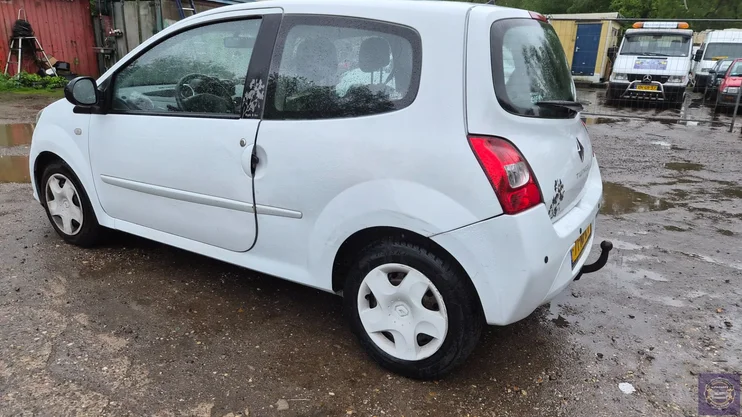 renault-twingo-1216v-bouwjaar-2008-onderdelen-te-koop — foto 3