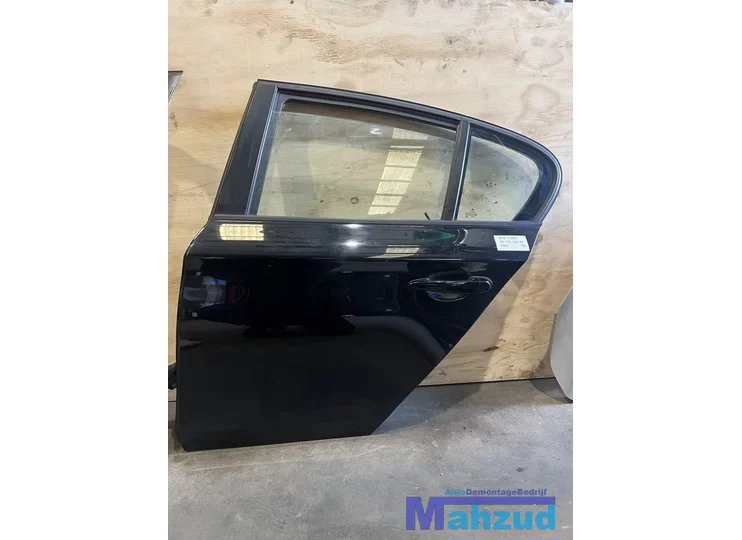 BMW 1 SERIE E87 zwart 668/9 links achter deur 2003-2010