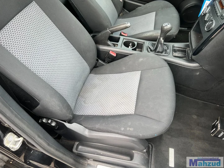 mercedes-a-klasse-w169-a150-15-zwart-191-demontage-onderdelen — foto 19