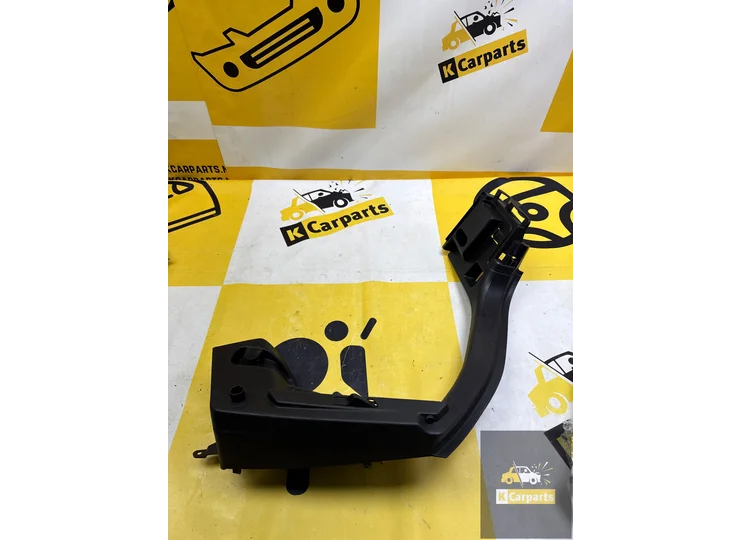 5g6867761 Volkswagen Golf VII 1.6 TDI BMT 16V Hutablagenhalterung
