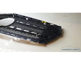 radiateur-grille-mercedes-b-klasse-w246-a2468880538-grill-zwart-origineel-gebruikt-2012-2018 — foto 2