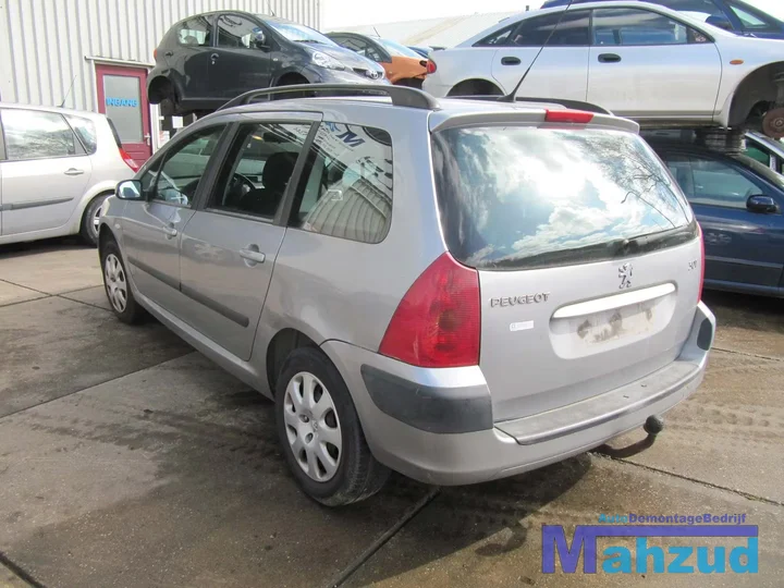 2004-peugeot-307-break-sw-16-16v-demontage-sloop-237 — foto 3