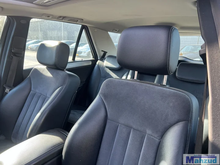 mercedes-ml-w164-half-leer-interieur-stoel-bank-20052011 — foto 9