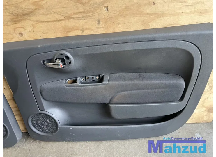 2012-fiat-500-compleet-interieur-stof-zwart-wit