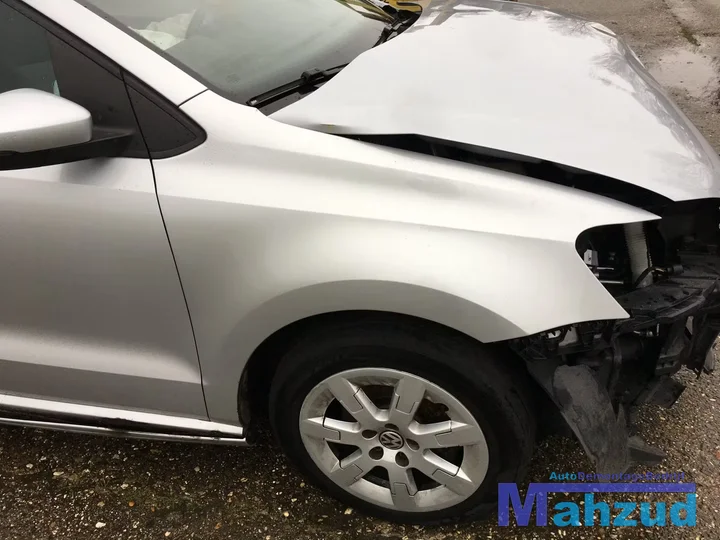 2011-vw-polo-6r-12-tdi-cfw-cfwa-la7w-onderdelen-demontage — foto 10
