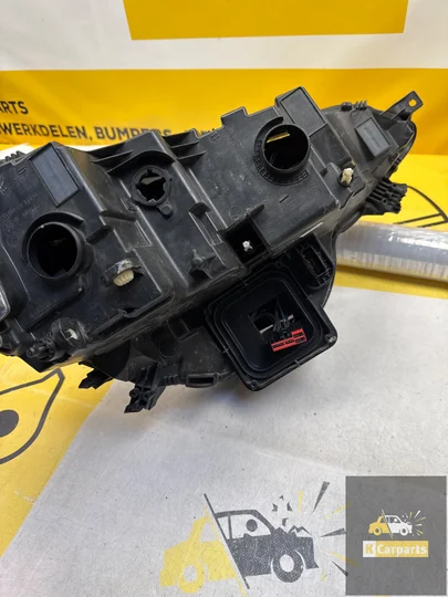 koplamp-links-renault-megane-koplamp-links-90060928 — foto 9