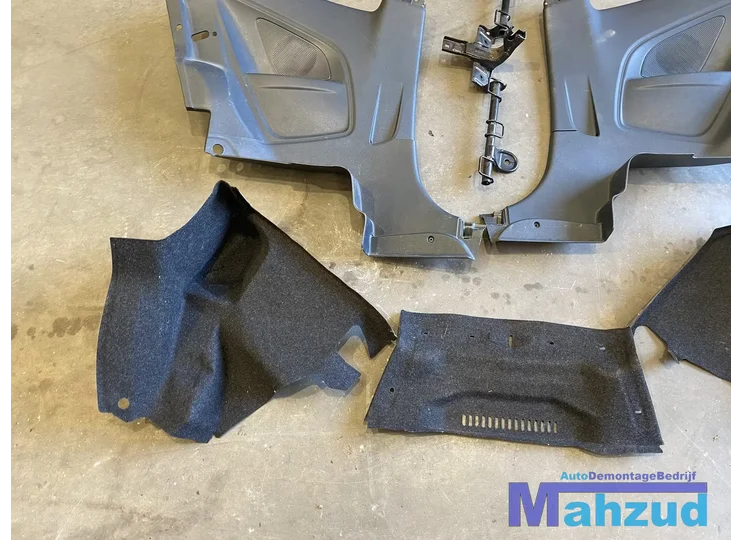 ford-ka-2-grijs-rechts-stoel-passagierstoel-achterbank-20082016