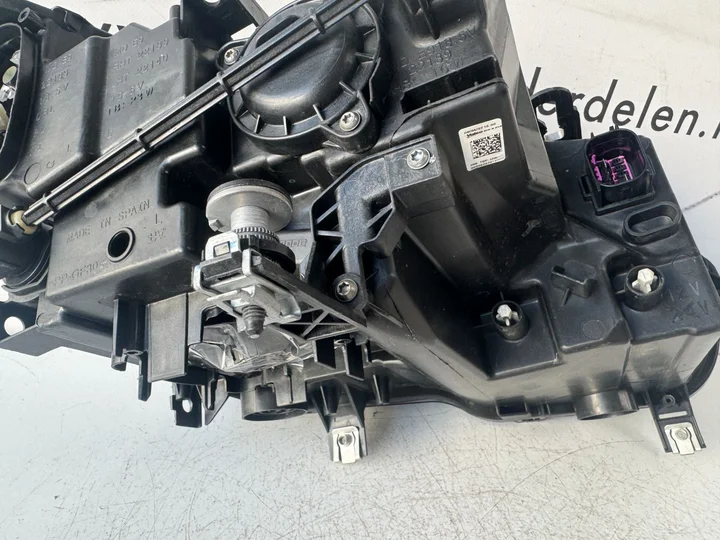 seat-leon-4-5fb-5fa-full-led-koplamp-links-5fb941007g-2020 — foto 11