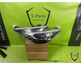 hyundai-i20-koplamp-links-rechts-lamp-92102c8200-92101c8200-92102c8200-92101c8200
