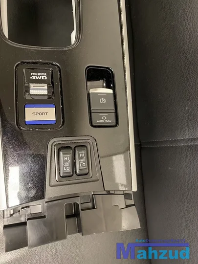 mitsubishi-outlander-phev-middenconsole-2015 — foto 4