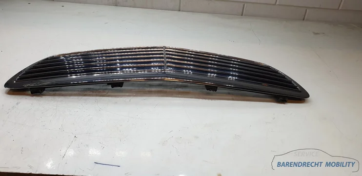 grille-mercedes-w211-s211-e-klasse-avantgarde-a2118800583-origineel-gebruikt-2002-2006 — foto 5
