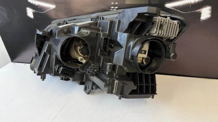 rechts-koplamp-mercedes-gla-156-bixenon-richtingsverlichting-a1569062400 — foto 10