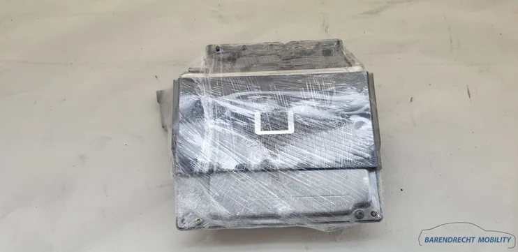 motorcomputer-ecu-w211-e220-cdi-mercedes-om646-6461534179-motor-origineel-gebruikt-2004-2007 — foto 6