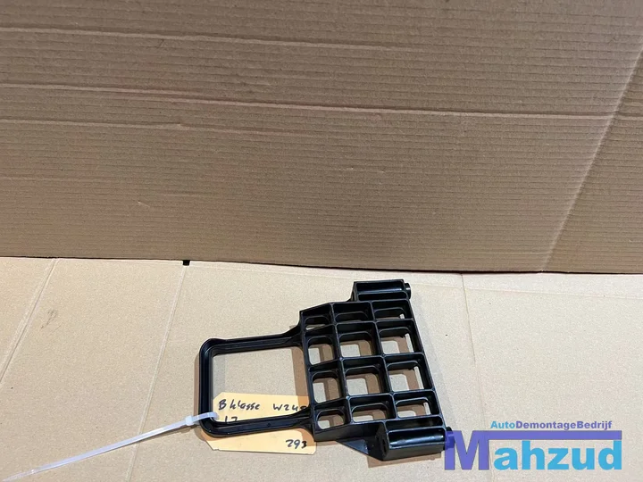 mercedes-bklasse-w245-accu-houder-a1696102136-20052011 — foto 2