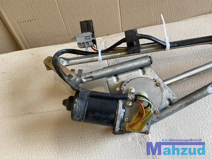 mercedes-slk-r170-ruitenwissermotor-a1708202642 — foto 9