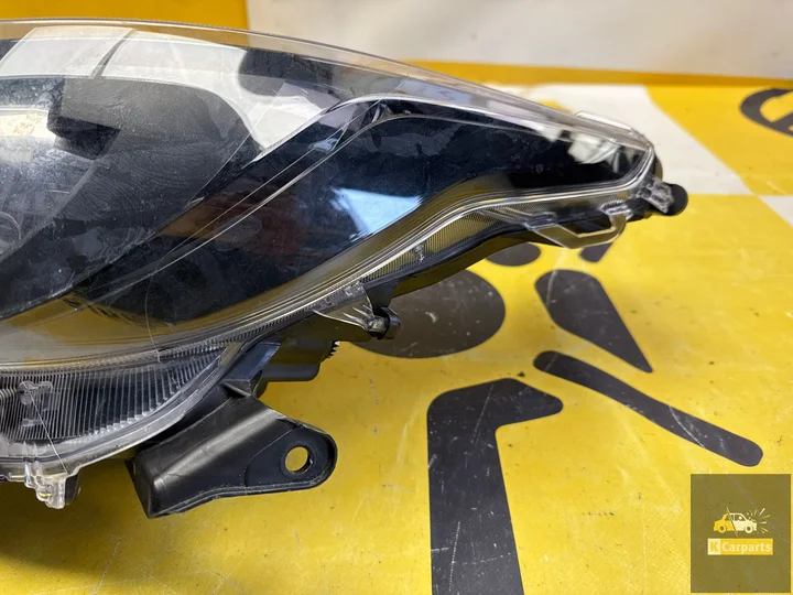 toyota-yaris-koplamp-links-euk06-koplamp-halogeen-h7 — foto 2