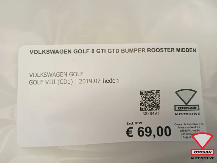 volkswagen-golf-8-gti-gtd-bumper-rooster-midden — foto 5