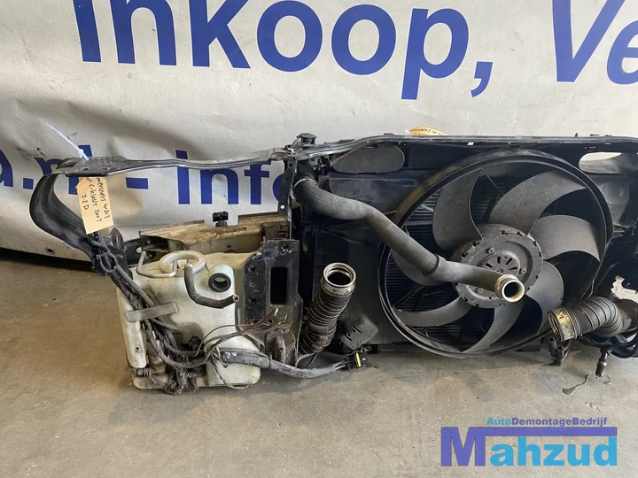 mercedes-cklasse-w203-22-diesel-voorfront-compleet-20002007 — foto 8