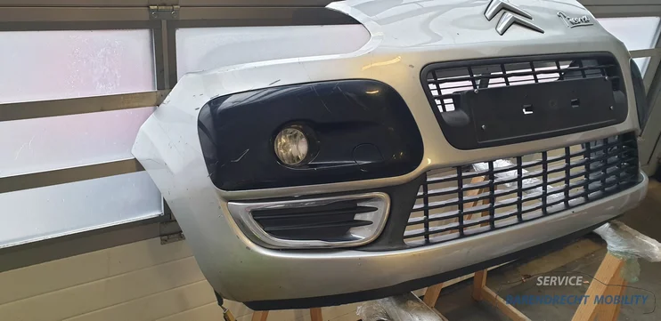 voorbumper-met-grille-citroen-c3-picasso-zilver-origineel-gebruikt-mistlampen — foto 8