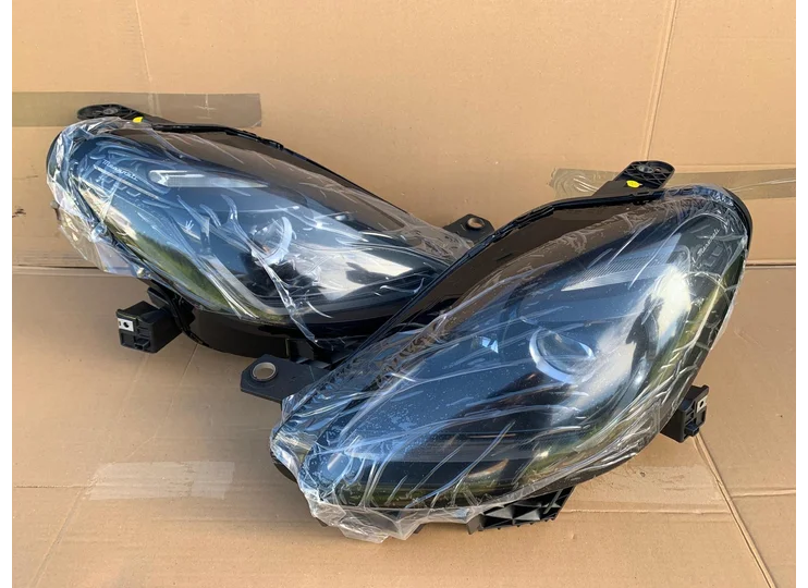 Masarati grecale koplamp set links rechts lamp