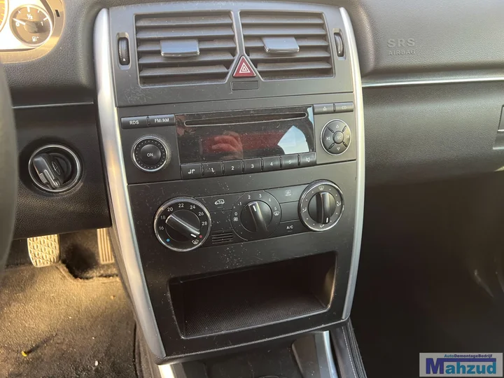 2006-mercedes-b-klasse-w245-b150-zilver-demontage-onderdelen — foto 25